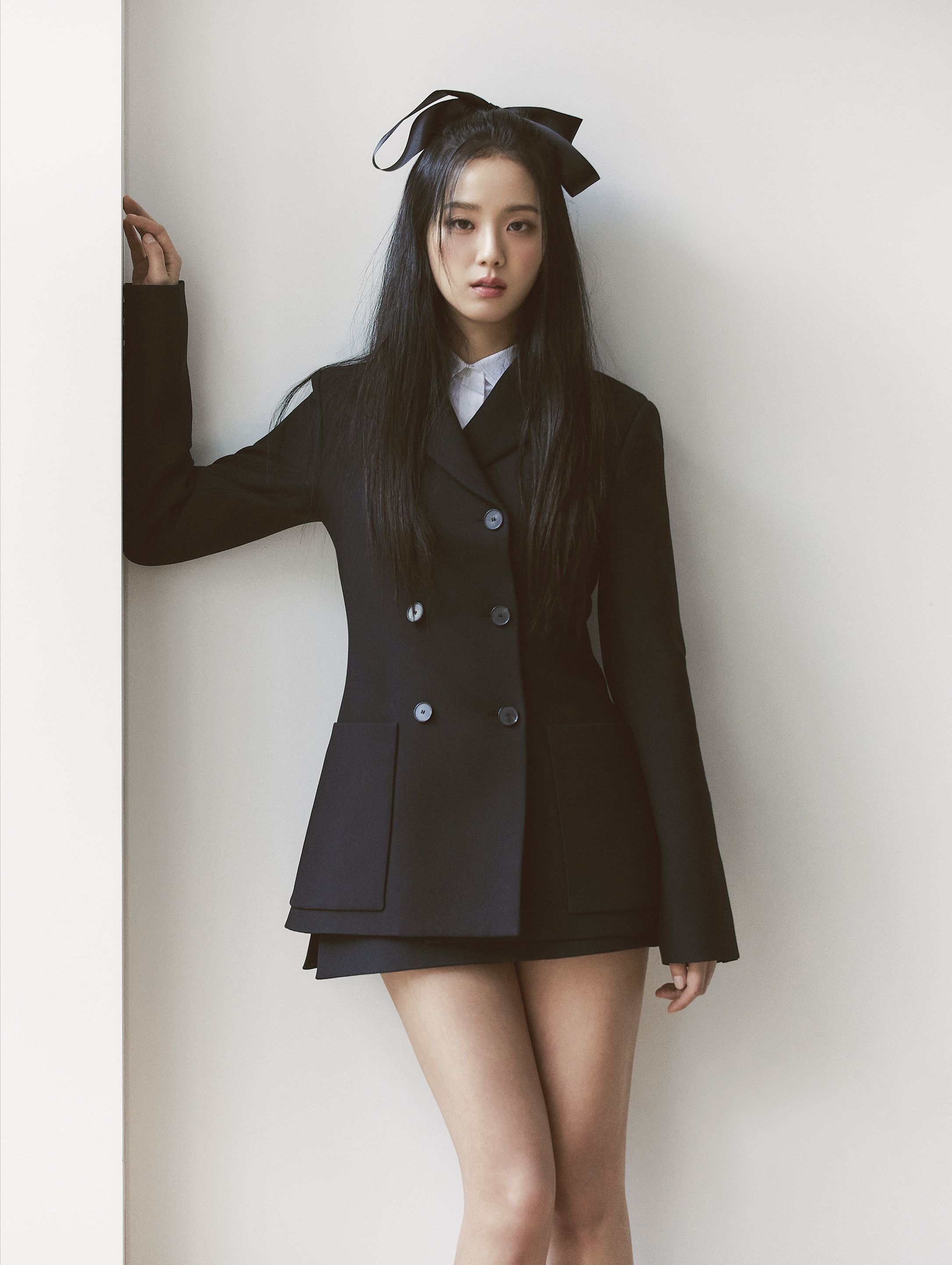 Jisoo for Harpers Bazaar Japan x Dior April 2022 Issue  Greysuitcase